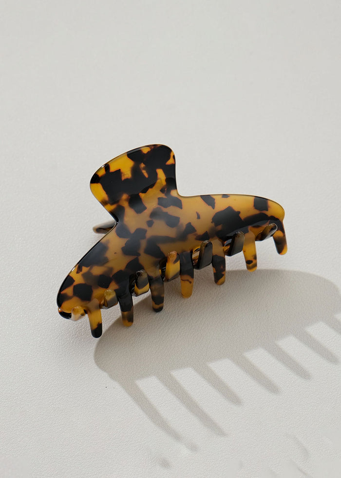 Adrienne Core Curved Claw Clip