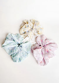 Watercolor Floral Scrunchie - Blue