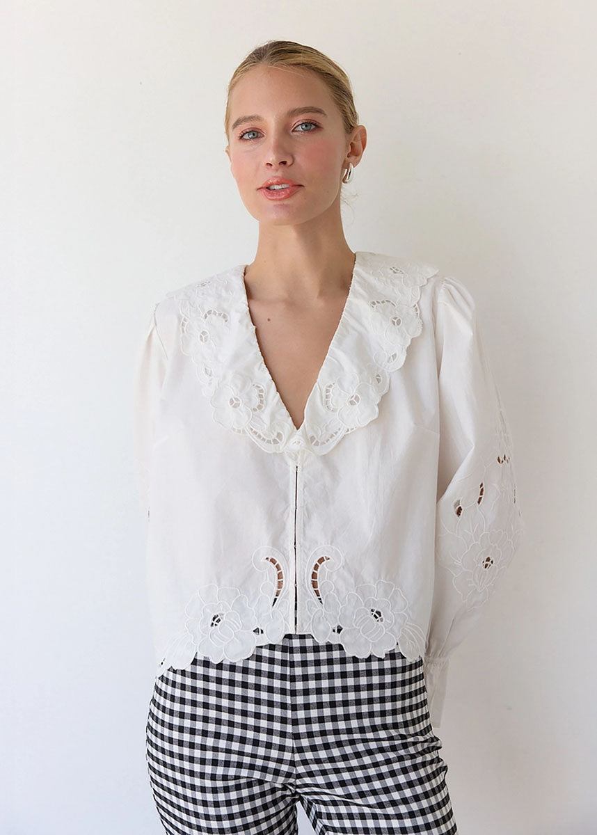 Femme Embroidery Ruffle Top - White