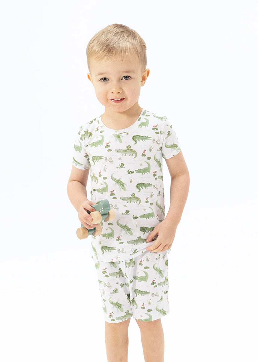 2-Piece Pajama Shorts Set - Crayon Alligators