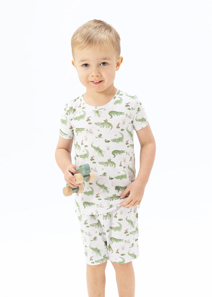 2-Piece Pajama Shorts Set - Crayon Alligators