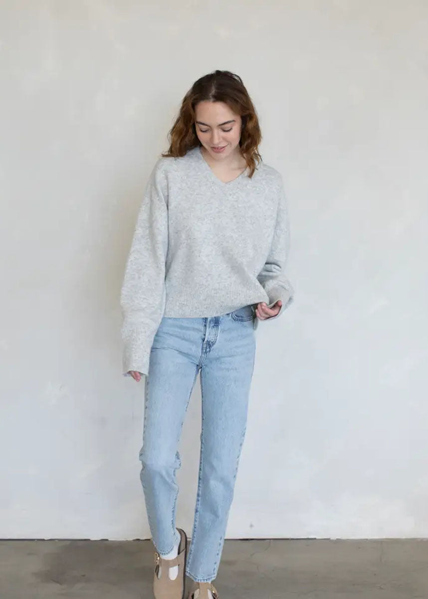 Briar V-Neck Sweater - Heather Grey