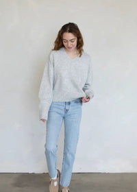 Briar V-Neck Sweater - Heather Grey