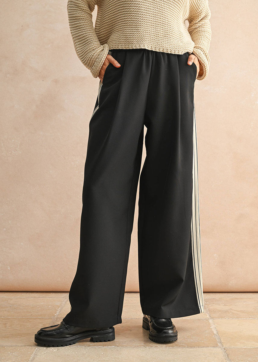 Wrenley Stripe Panel Pant - Black