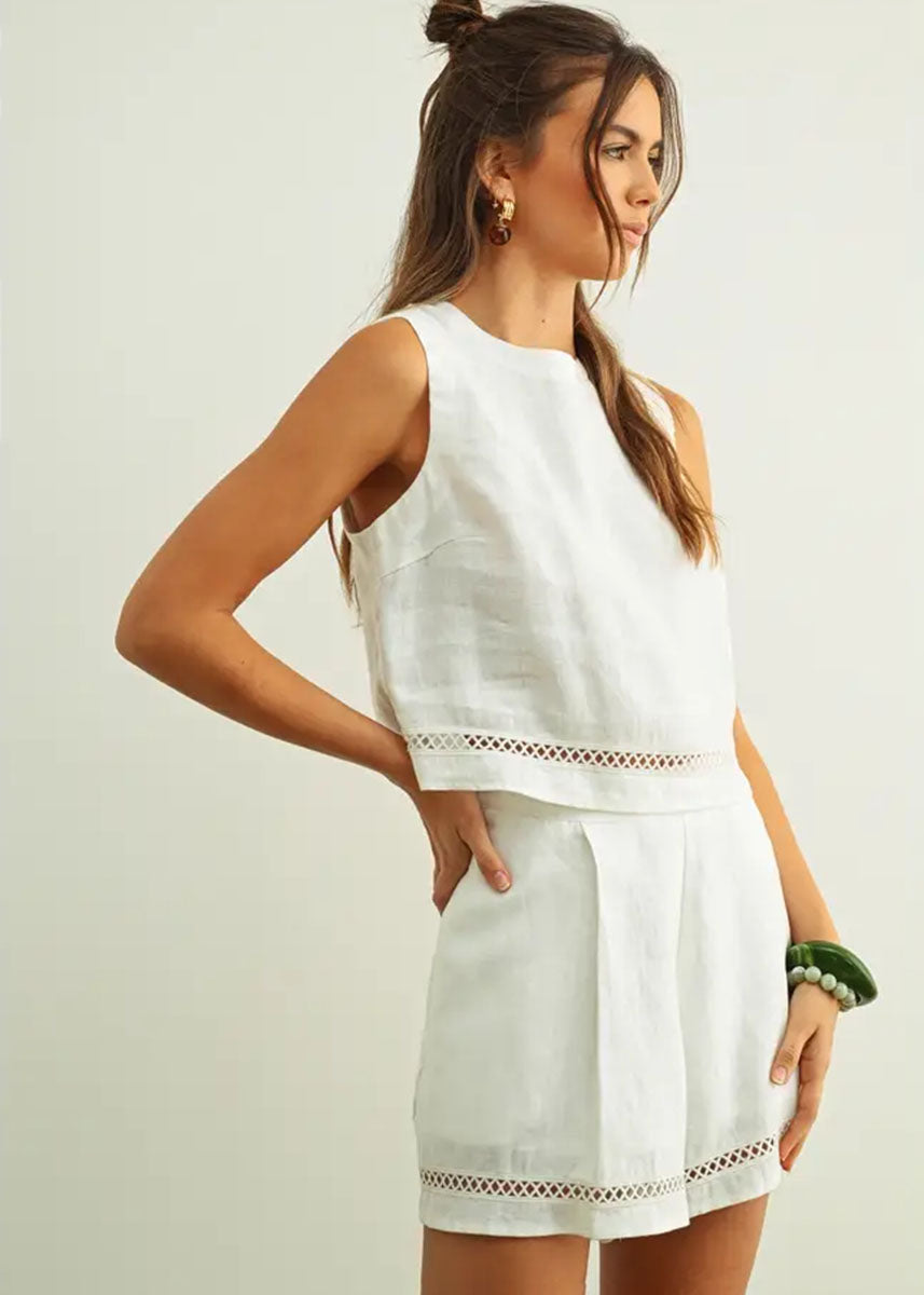 Veila Linen Stitch Shorts - White