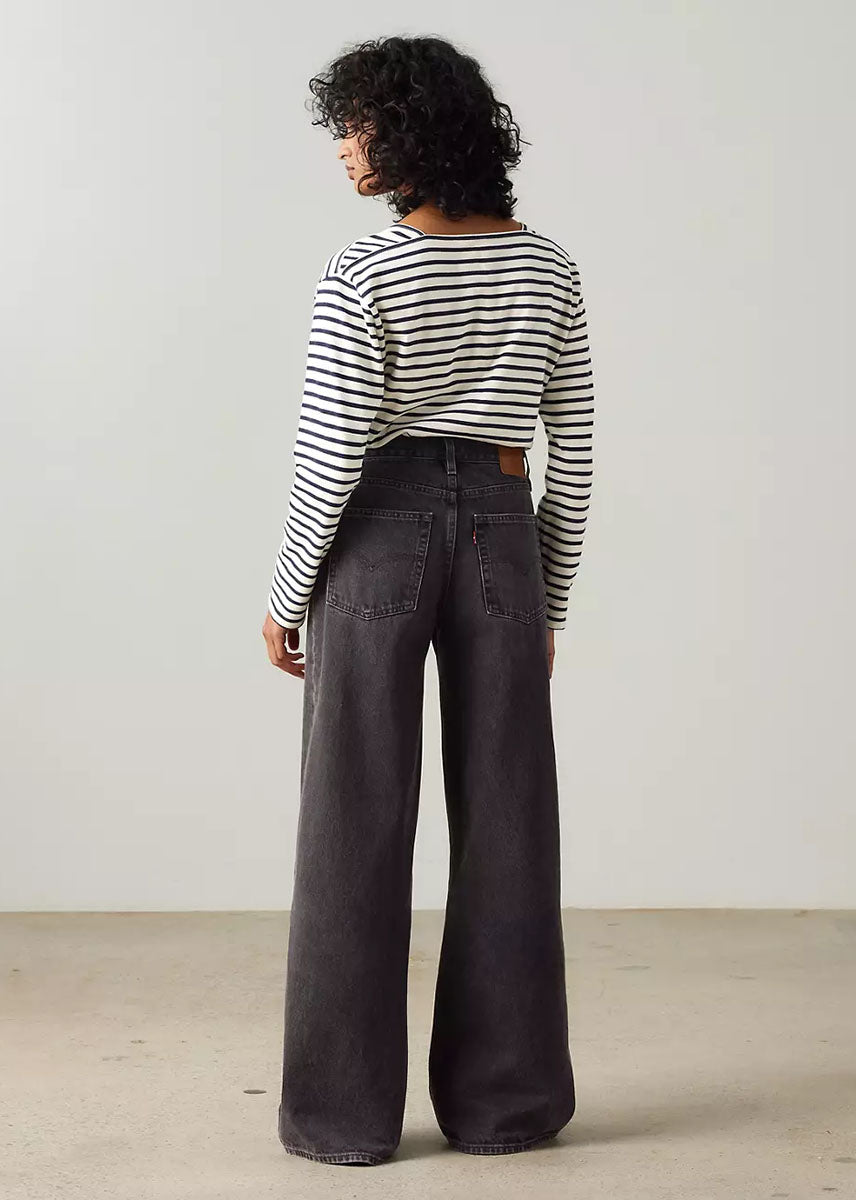 Levi's XL Straight Jeans - Influential Lady