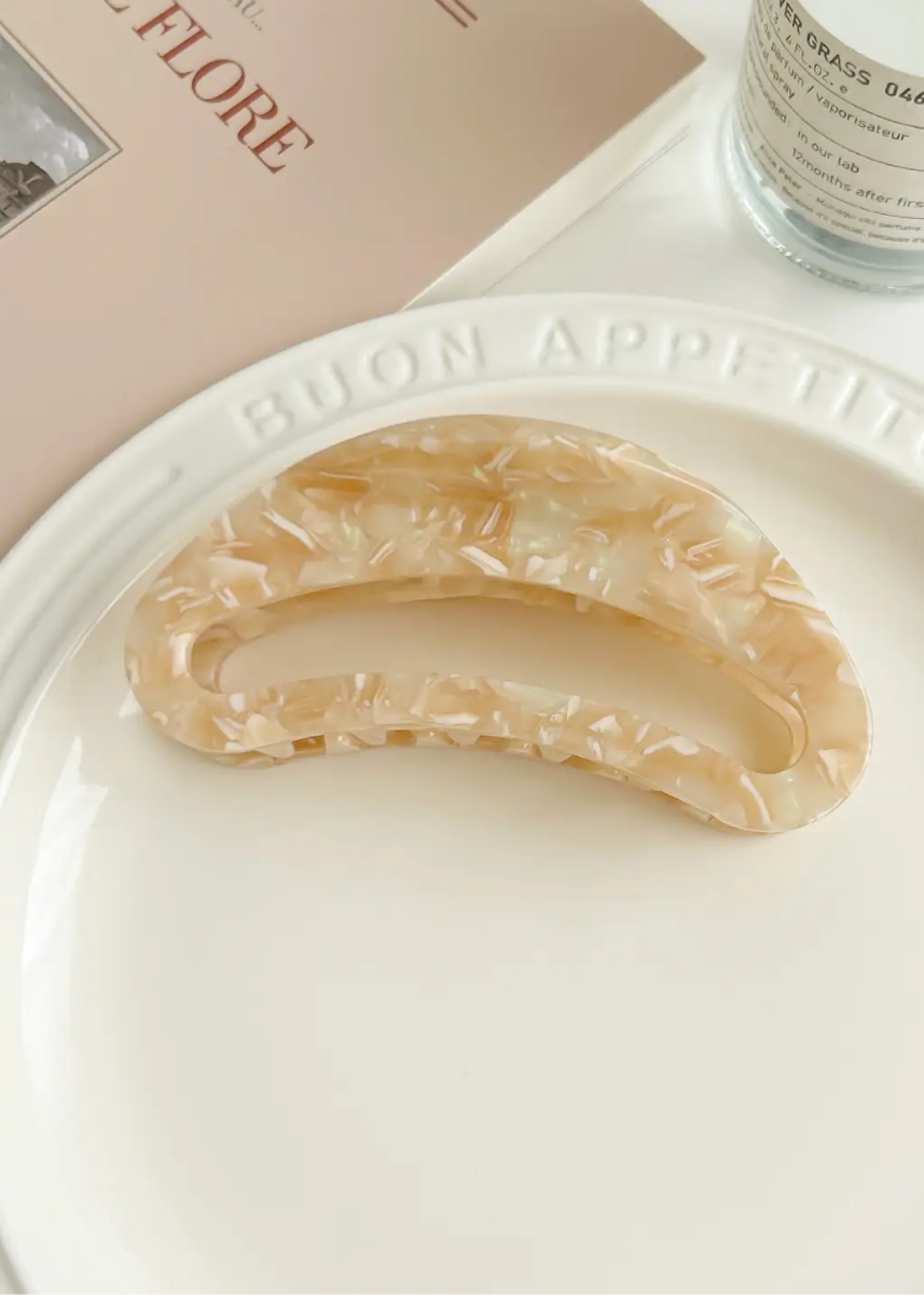Cut Out Curved Hair Clip - Ivory