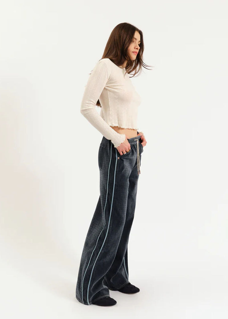 The Cozy Wide Leg Pull-On Jean - Sky Whisper