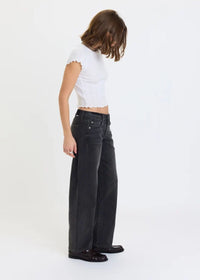 Replay Low-Rise V-Waist Soft Barrel - Motion