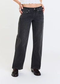 Replay Low-Rise V-Waist Soft Barrel - Motion