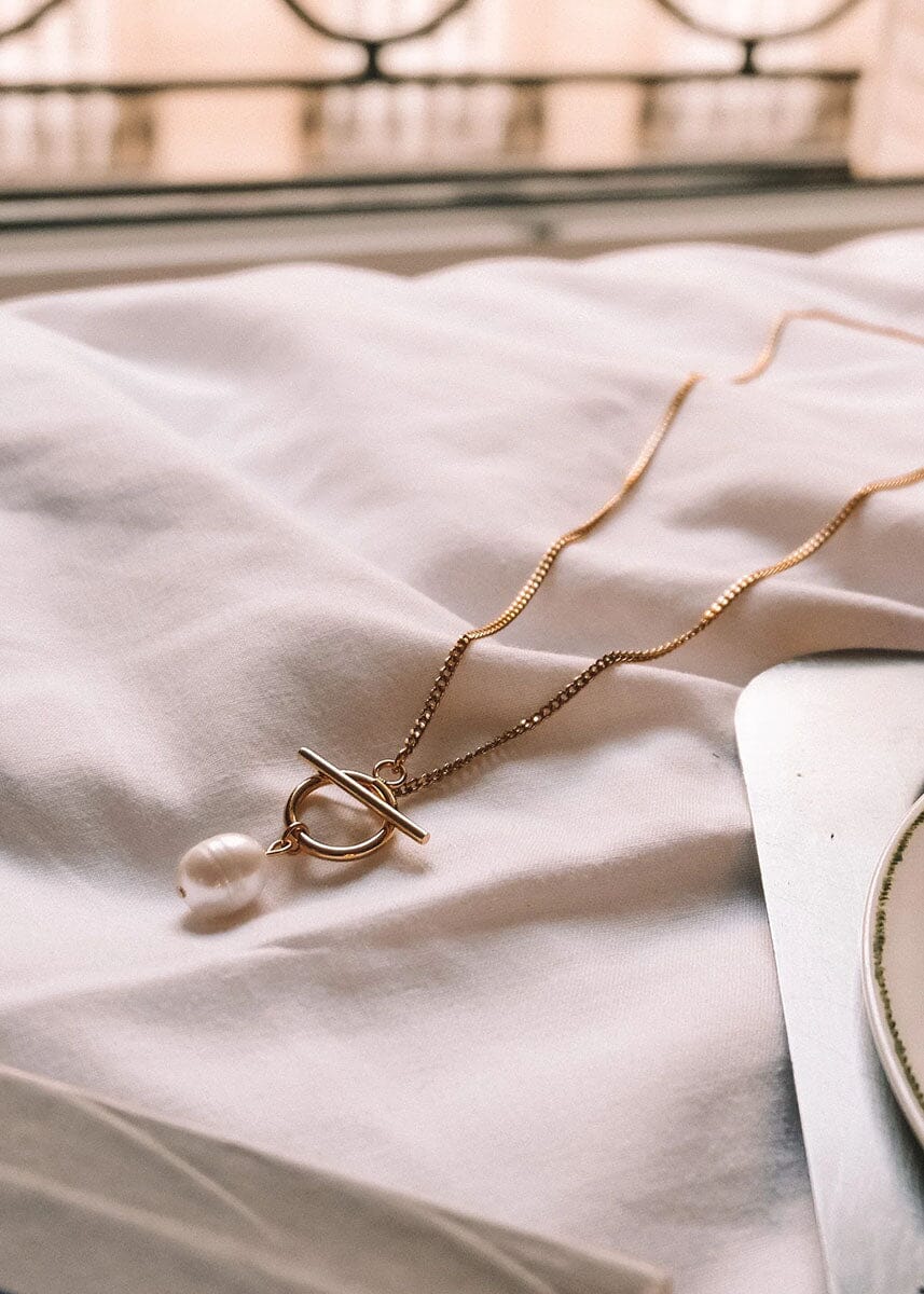 Freshwater Necklace - Gold