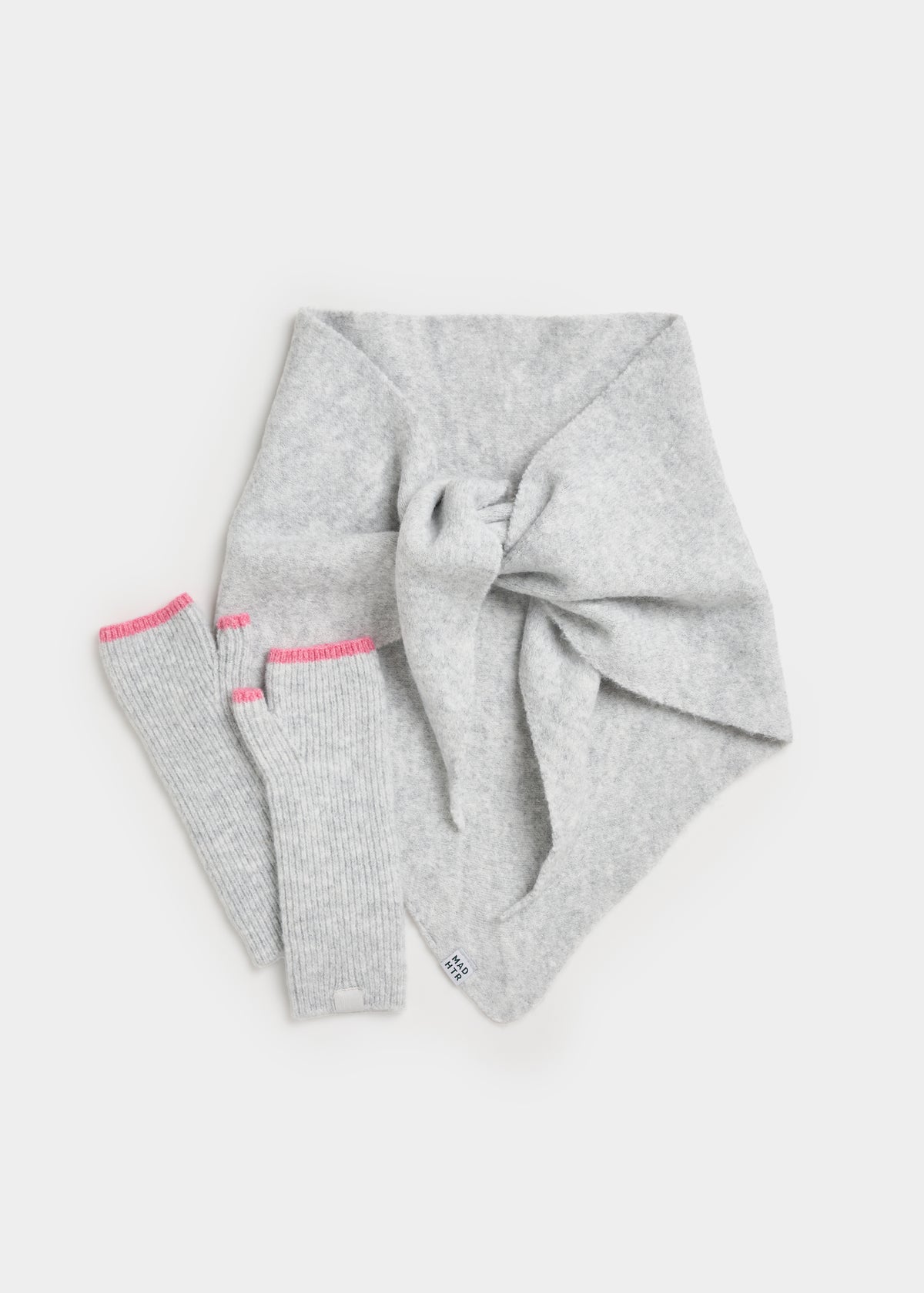 MAD HTR Triangle Scarf - Heather Grey