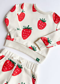 Printed Strawberries Sweatshorts Set