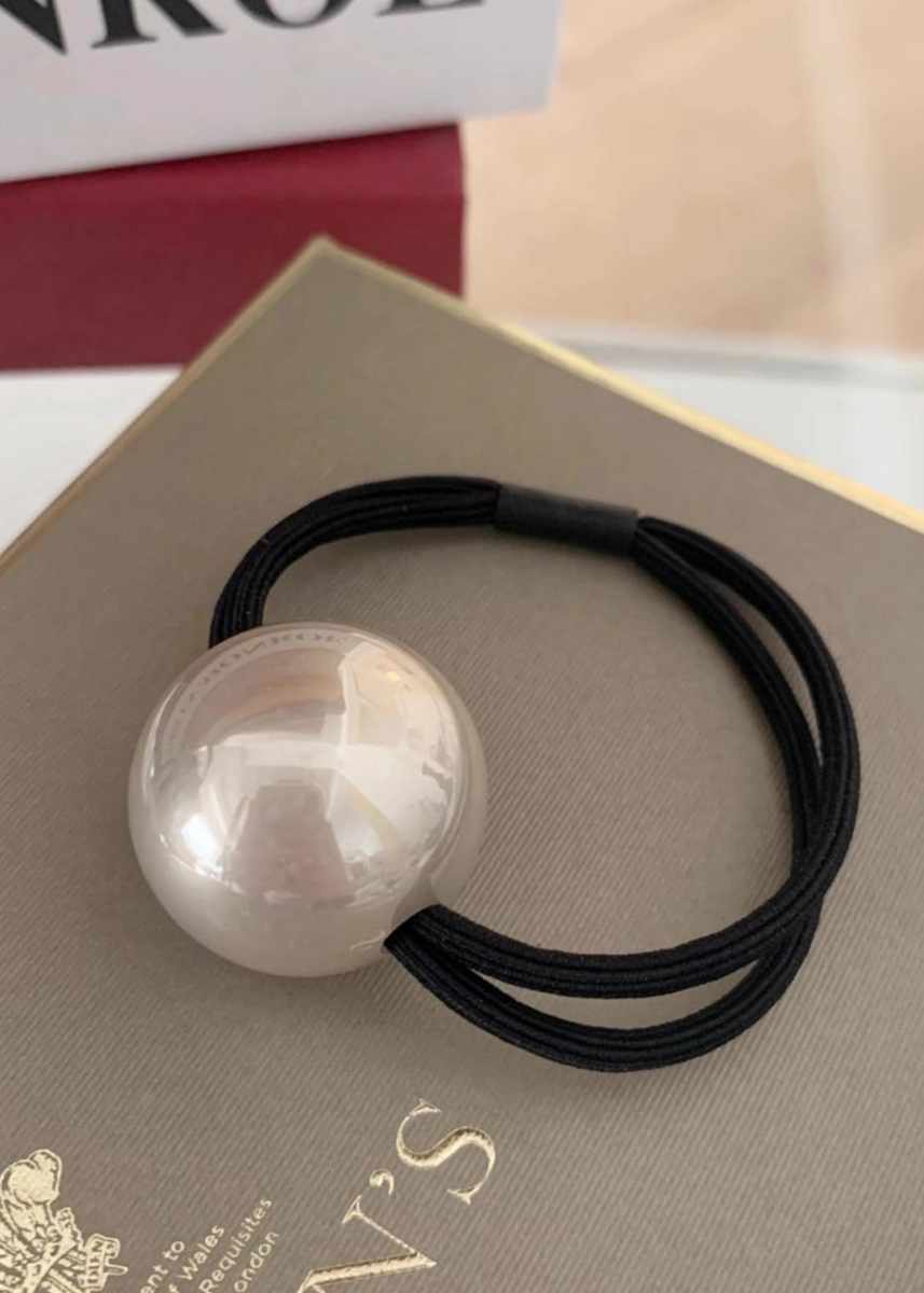 Large Pearl Elastic Hair Tie