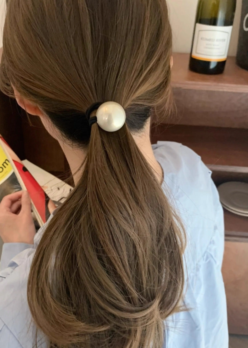 Large Pearl Elastic Hair Tie