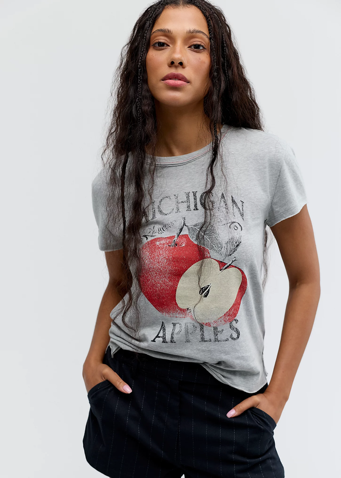 Nova Graphic Tee - Apple Combo