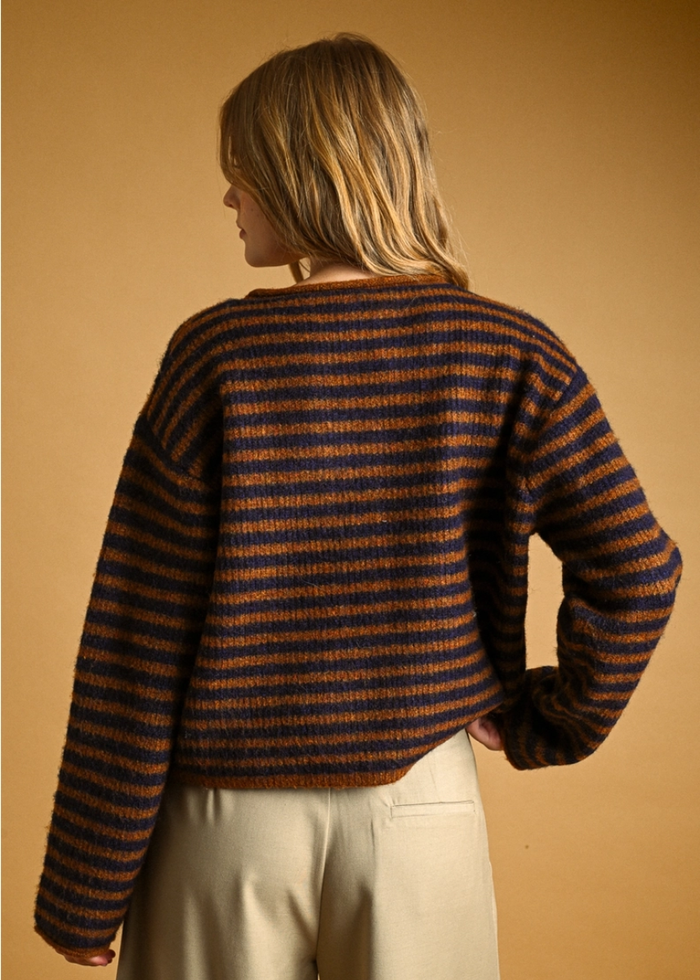 Remie Sweater - Brown & Navy