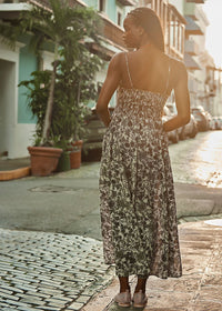 Sweet Nothings Midi Dress - Tea Combo