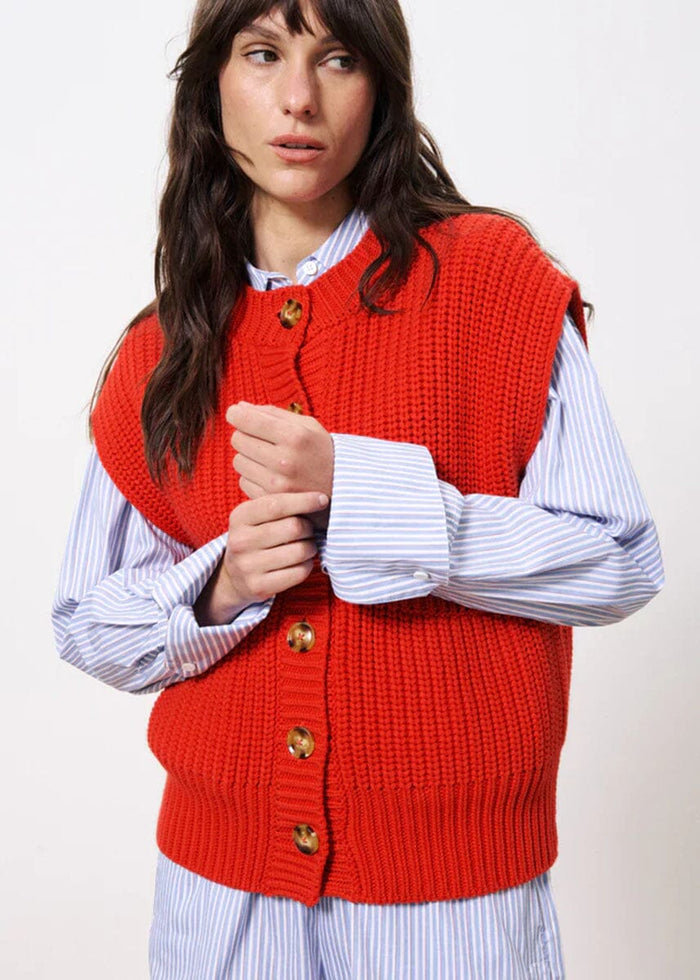 Alae Sweater Vest - Rouge