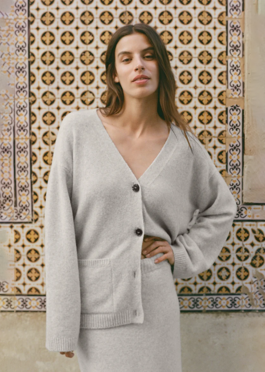 Cozy Moment Cardigan - Feather Grey