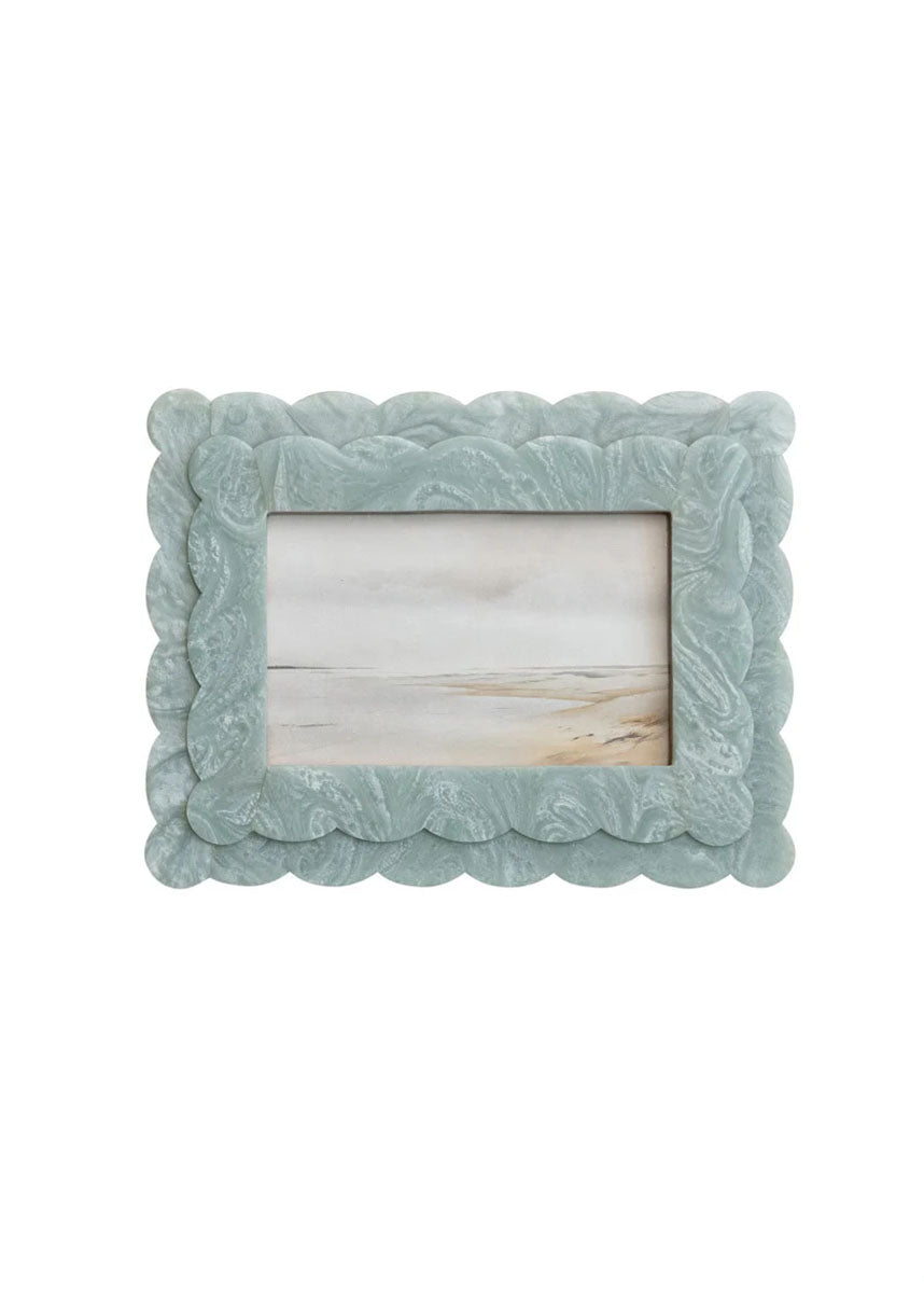 Layered Scallop Edge Picture Frame