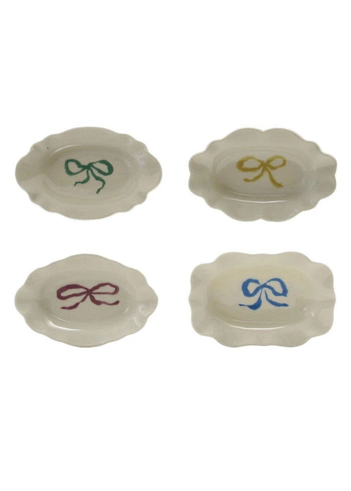 Scalloped Stoneware Bow Dish