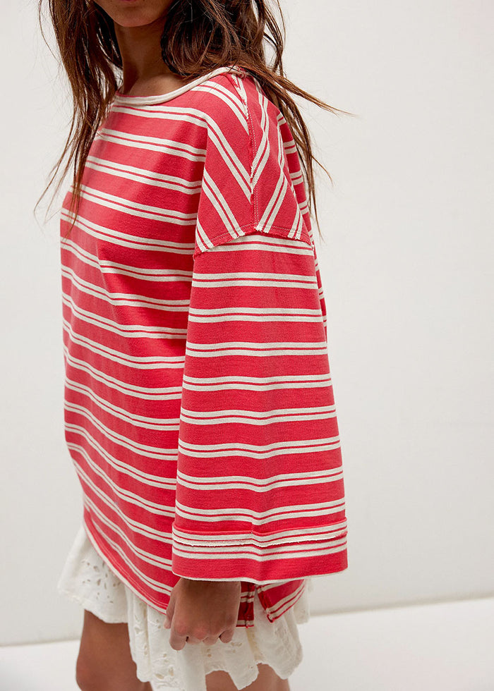 C'est La Vie Tee - Red Combo