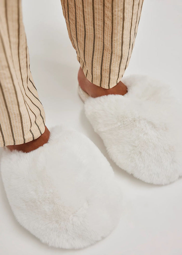 Snowball Slipper - Snow Faux Fur