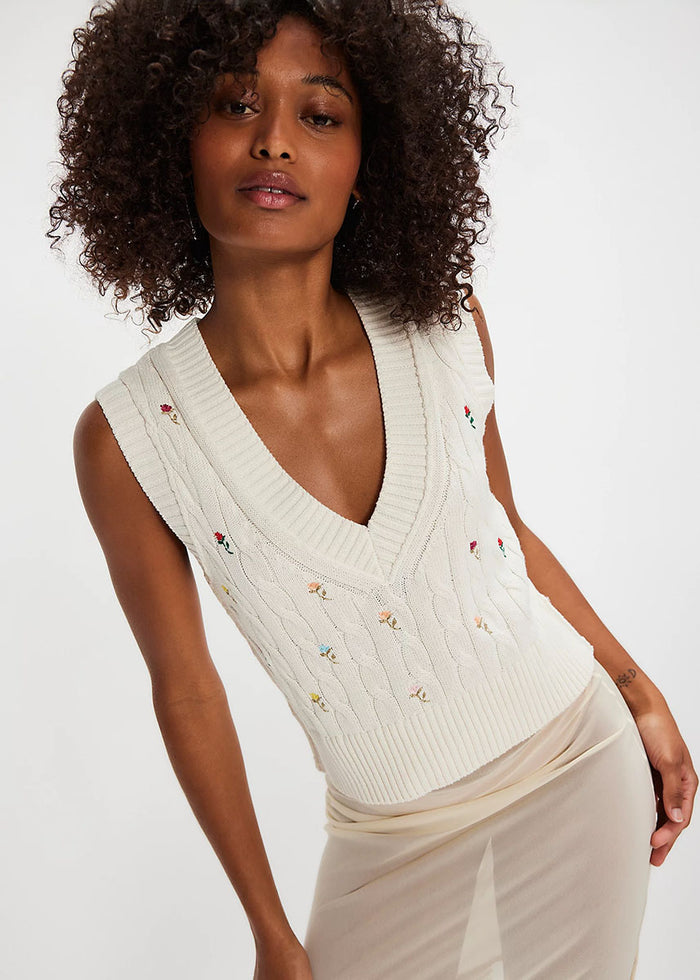 Plumeria Floral Sweater Vest - Ivory Combo
