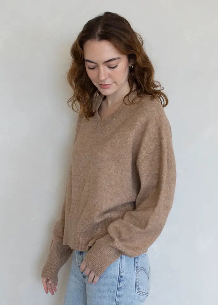 Briar V-Neck Sweater - Mocha