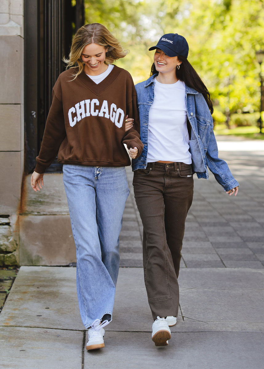 Chicago Boucle V-Neck Sweatshirt - Espresso