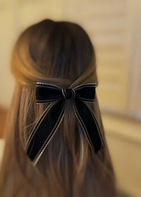 Pretty Edges Bow
