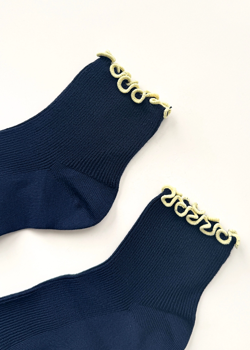 Petite Ruffled Modal Socks - Navy & Butter