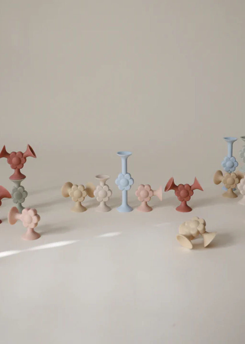 Silicone Suction Builders - Daisy