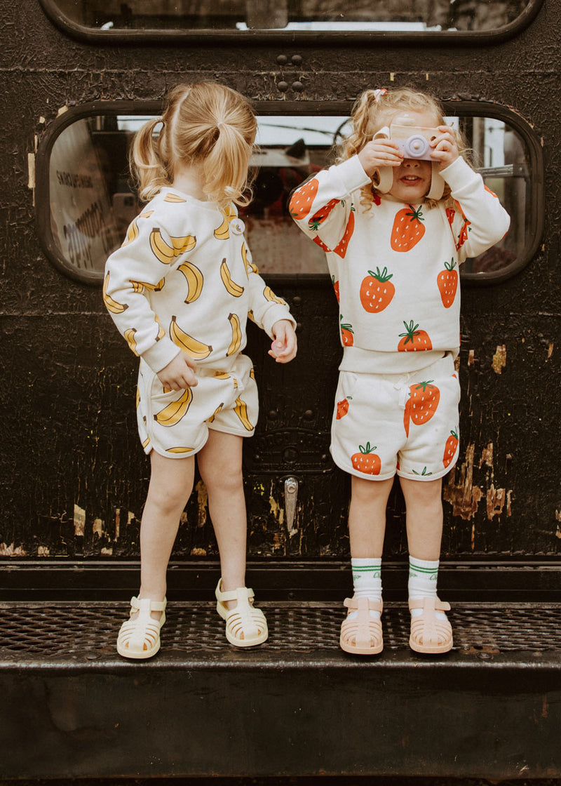 Printed Strawberries Sweatshorts Set