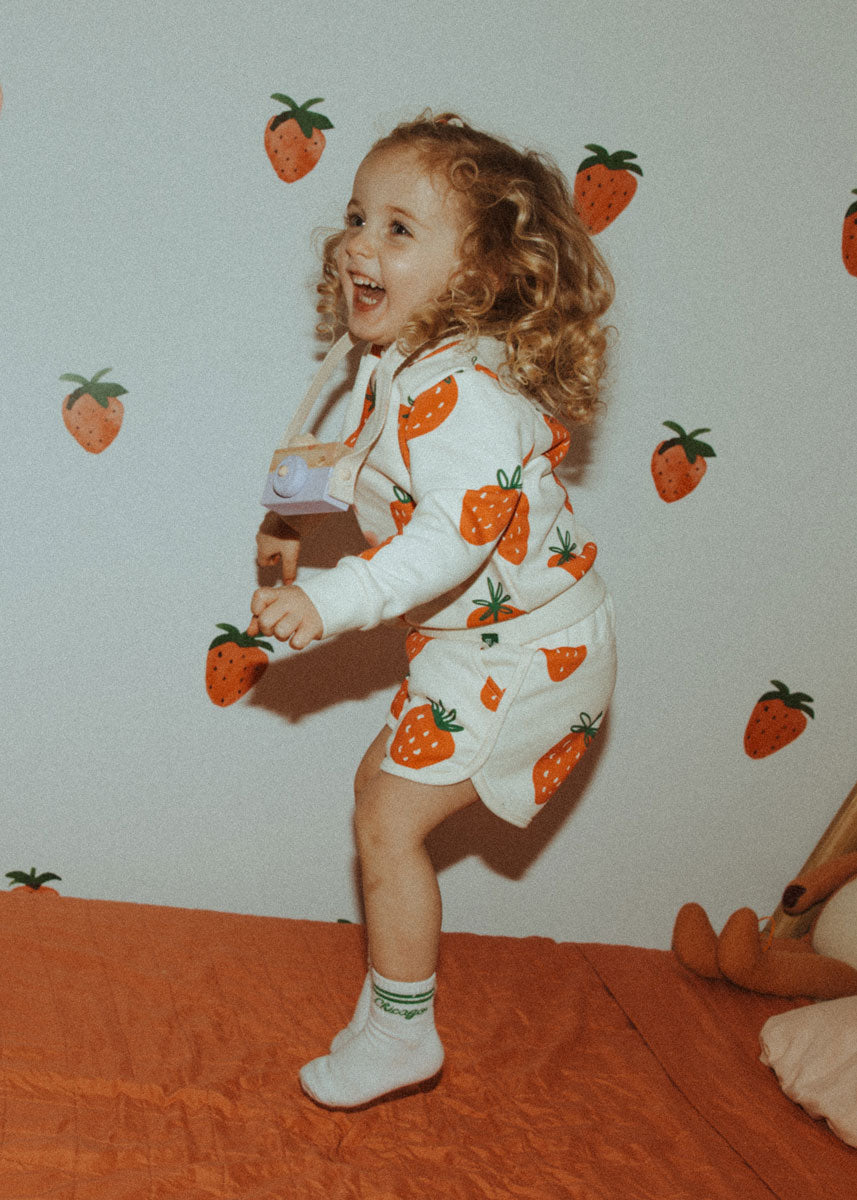 Printed Strawberries Sweatshorts Set