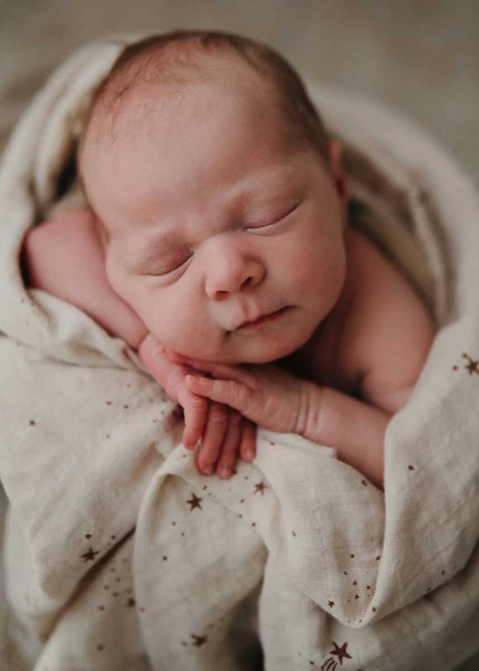 Organic Cotton Muslin Swaddle Blanket - Falling Stars